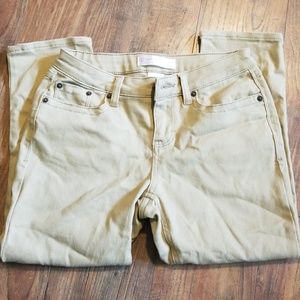 No boundaries khaki capris